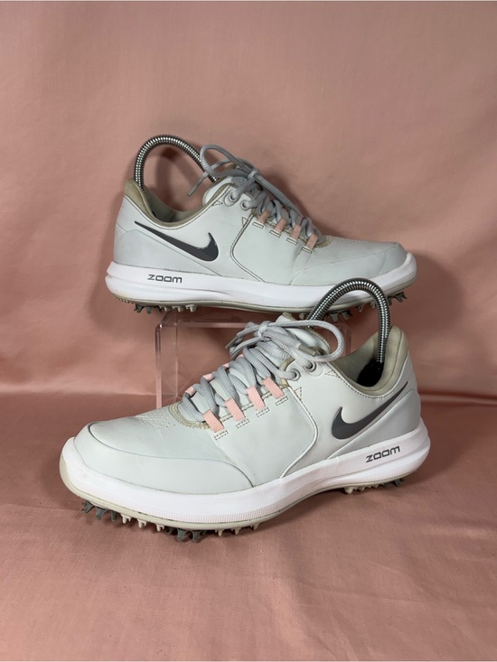 Nike Shoes - Nike Women's Gray/Pink/White Spiked Zoom Performance Golf Shoes Size 7. 5
